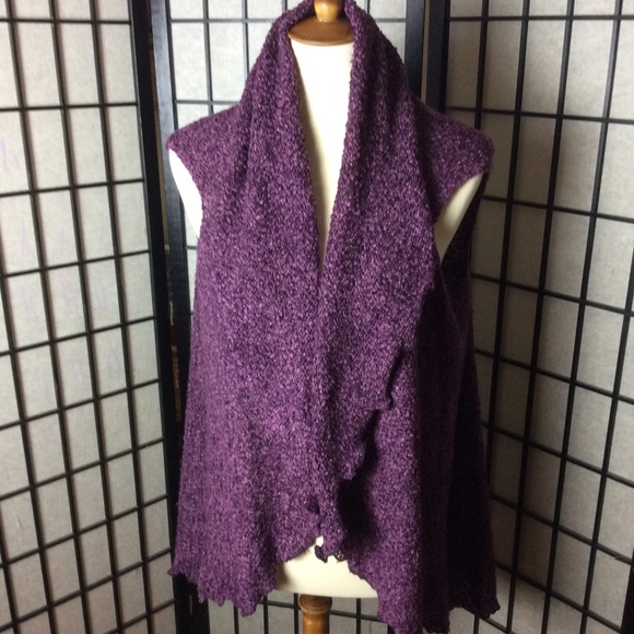 Island Tribe - Picture 2 of 6